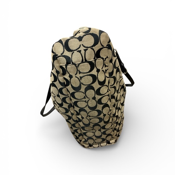 Coach Gallery East-West Tote 2009 - Picture 7 of 8